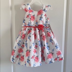 Girl dress